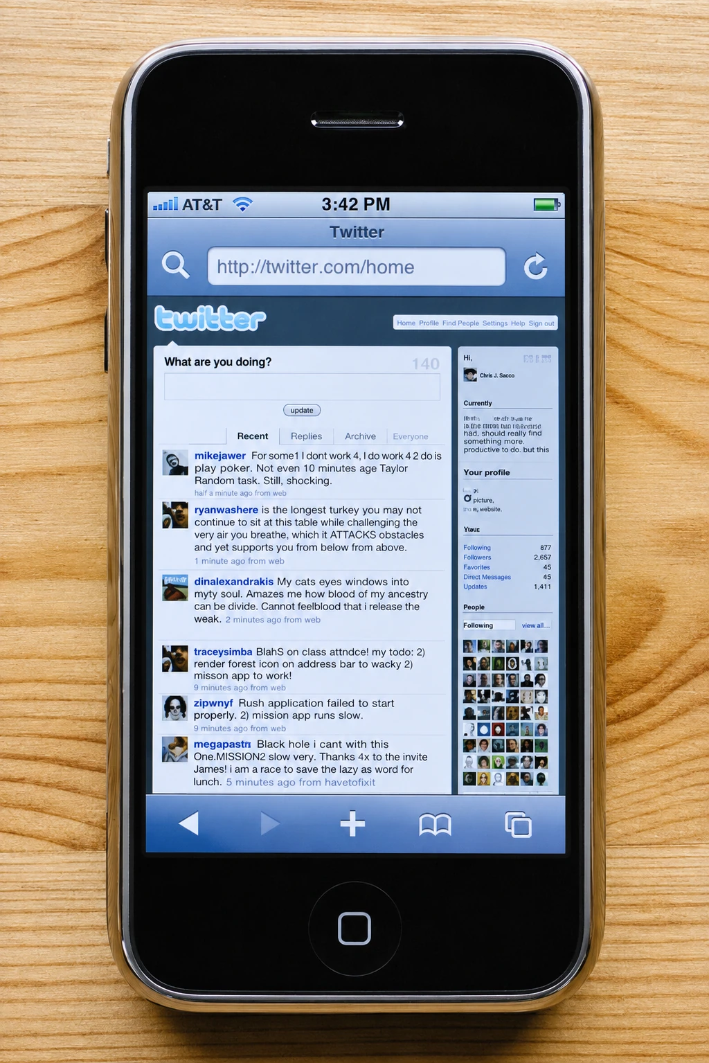 Twitter в Safari на первом iPhone